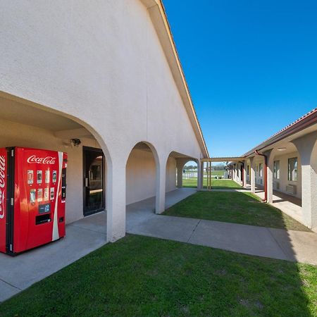 Americas Best Value Inn Bonham Eksteriør billede