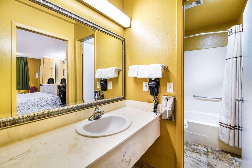 Americas Best Value Inn Bonham Eksteriør billede