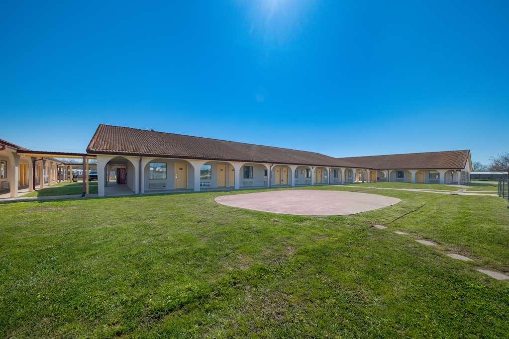 Americas Best Value Inn Bonham Eksteriør billede